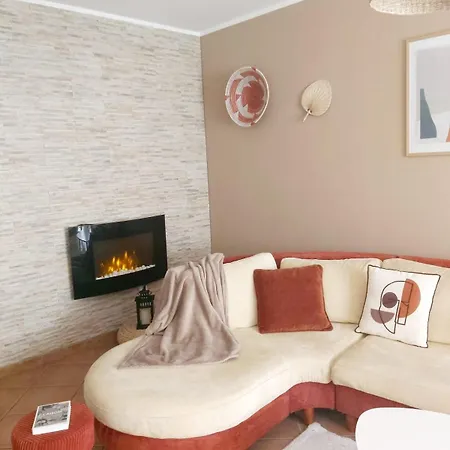 Boho - Cozy Near Beaches *